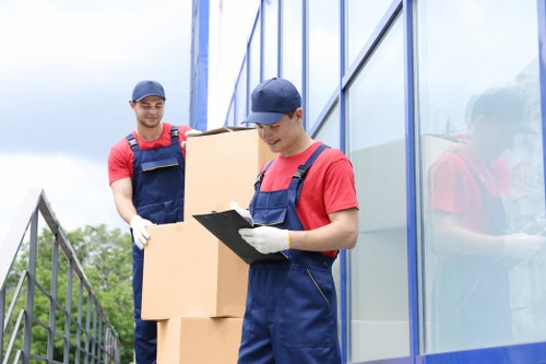 Removal truck hire vehicle suitable for house moves in Wales