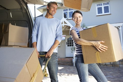 Removal team pricing a household move with transparent rates